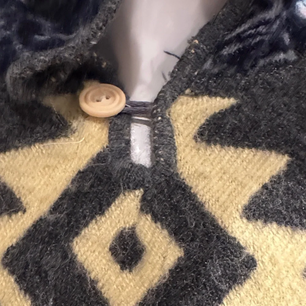 Unisex Andean Aztec Alpaca Blend Hooded Charcoal Multi Fringed Poncho Size OS
